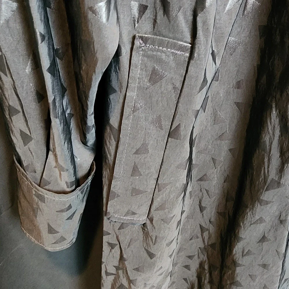 Vision brand black trench coat with a geometric triangle‎ pattern See Photos For